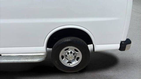 2024 Chevrolet Express 2500