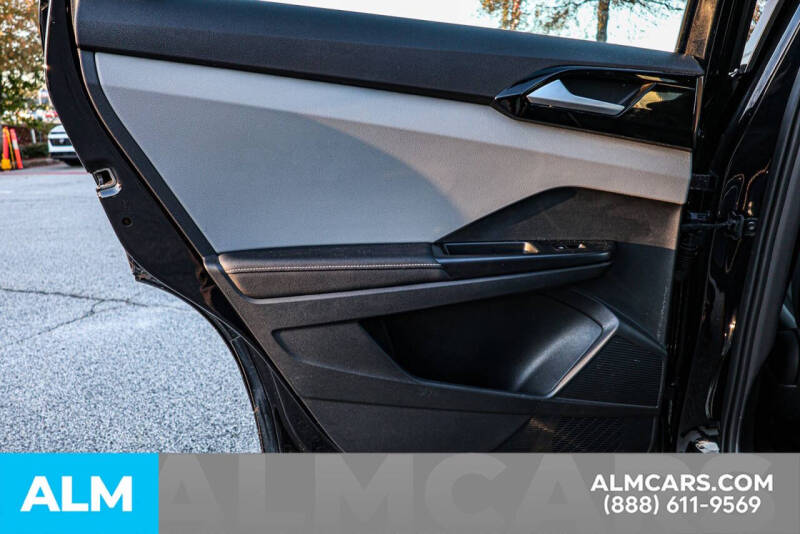 2024 Volkswagen Taos S