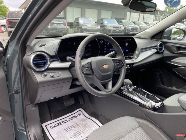 2025 Chevrolet Trax LT