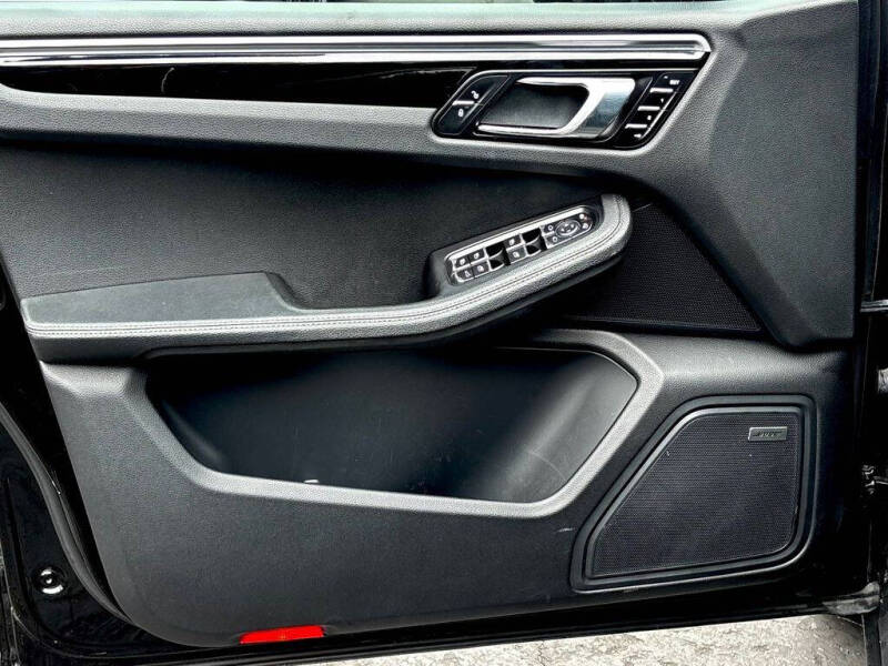 2018 Porsche Macan