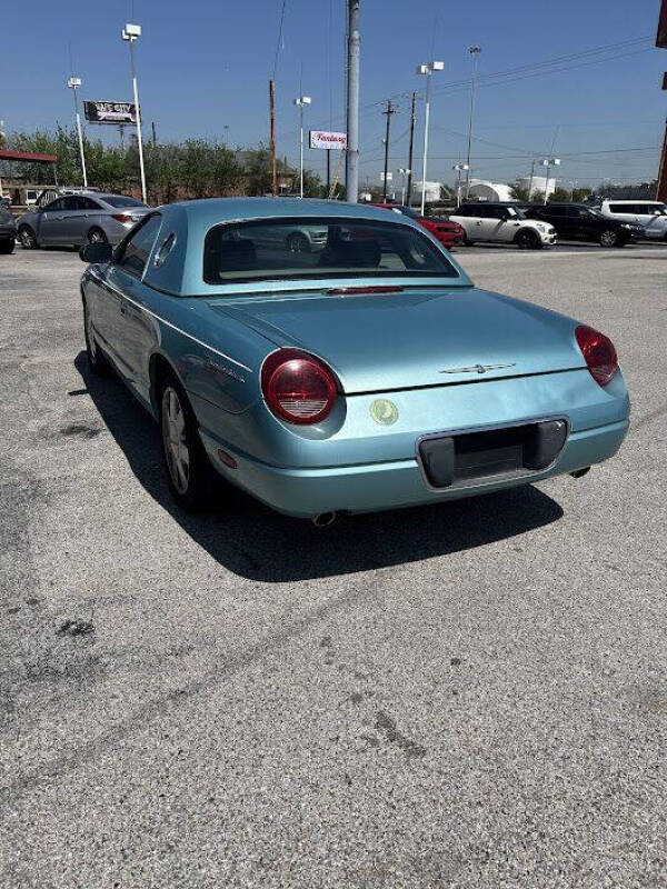 2002 Ford Thunderbird Deluxe