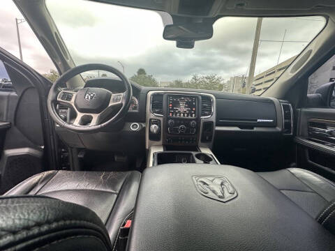 2014 RAM 1500 Laramie