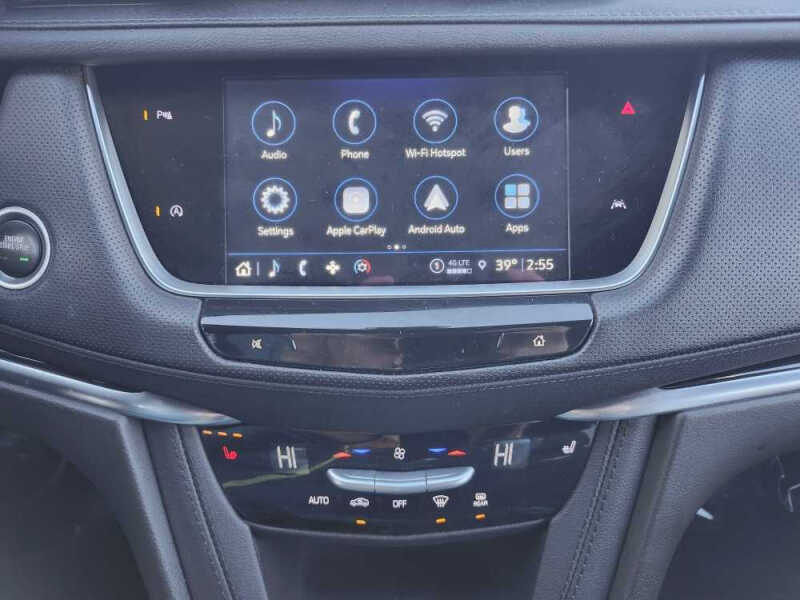 2024 Cadillac XT6 Luxury