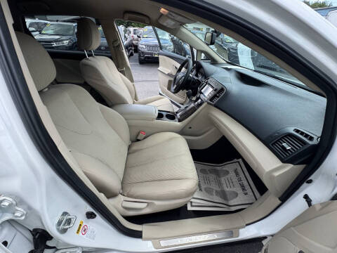 2015 Toyota Venza LE