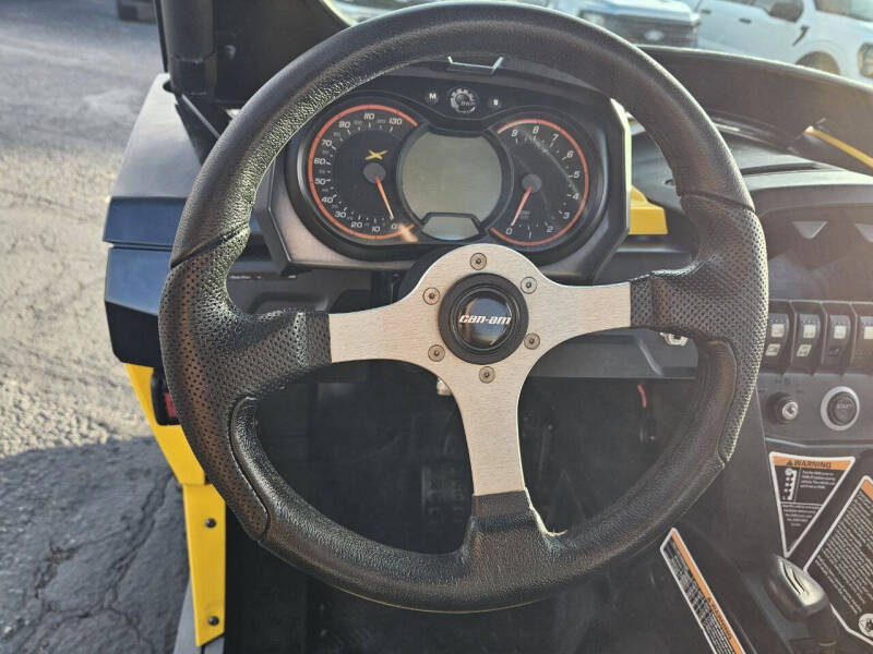 2014 Can-Am Maverick