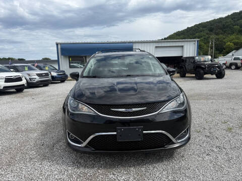2020 Chrysler Pacifica Touring L