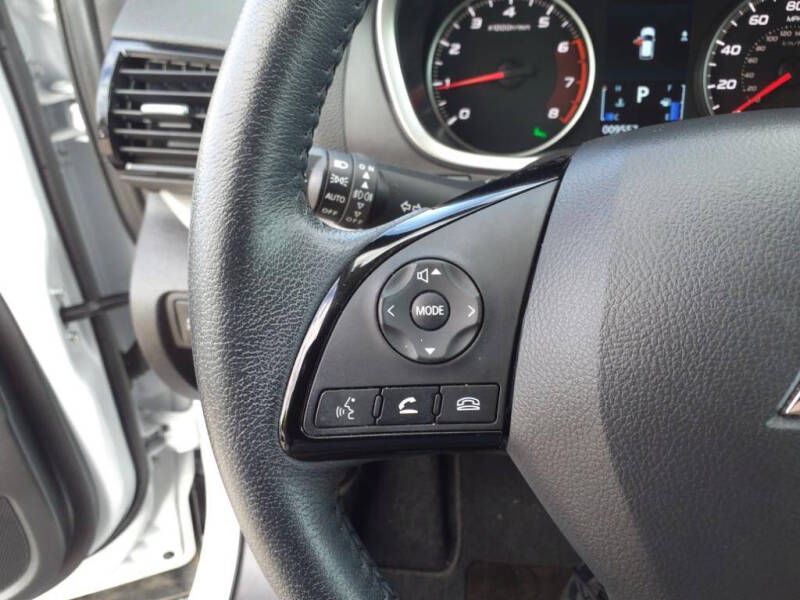 2023 Mitsubishi Eclipse Cross SE