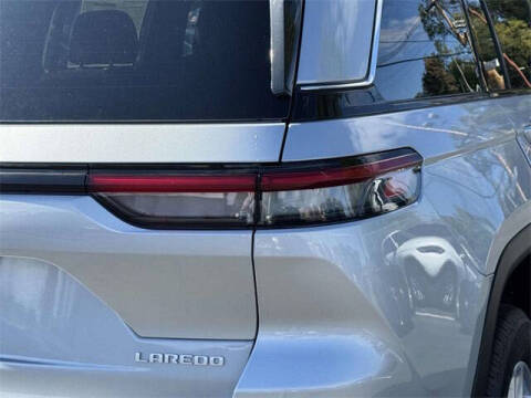 2025 Jeep Grand Cherokee Laredo X