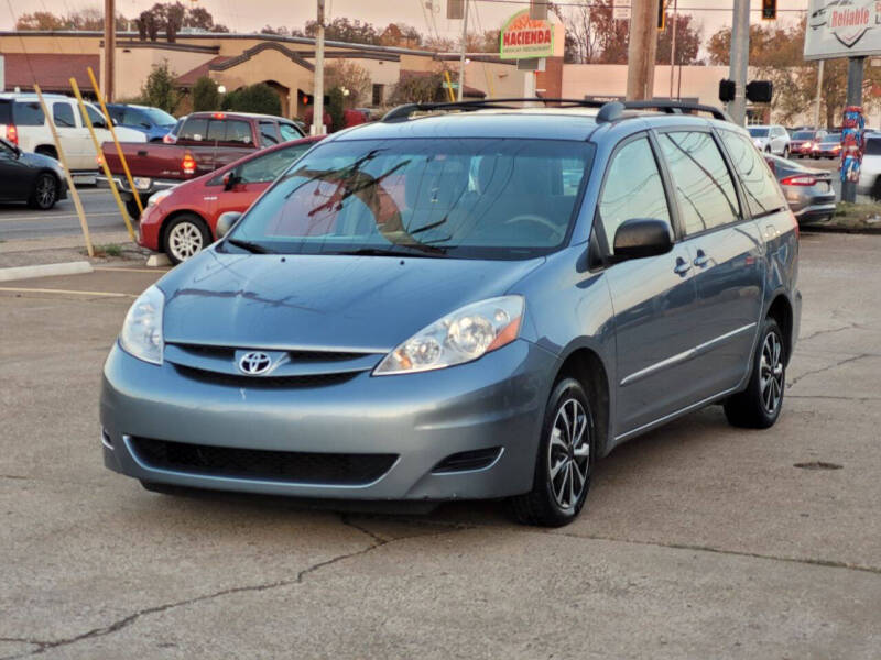 2010 Toyota Sienna CE