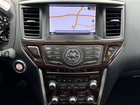 2015 Nissan Pathfinder Platinum