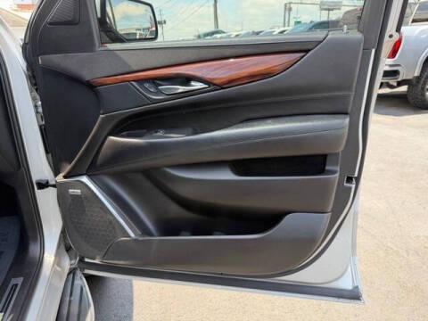 2015 Cadillac Escalade Luxury