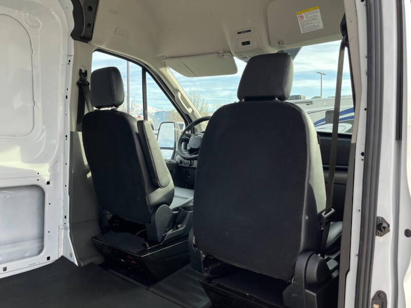 2022 Ford Transit Van Base photo 11