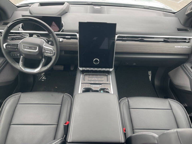 2024 GMC Sierra EV Denali Edition 1