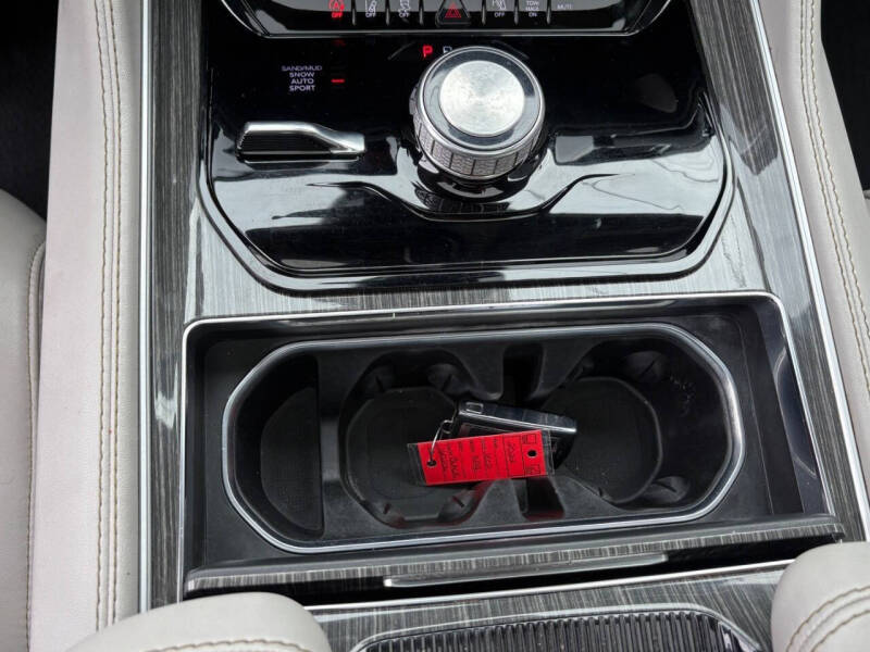 2022 Jeep Wagoneer Series II