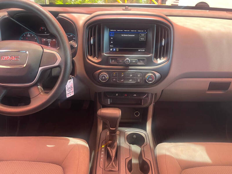 2021 GMC Canyon Elevation Standard