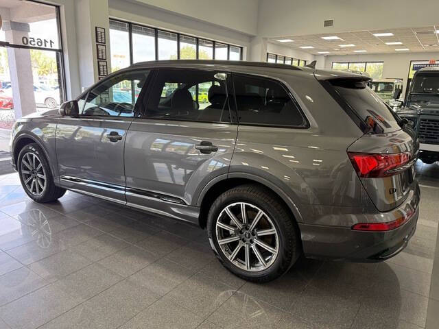 2024 Audi Q7 quattro Premium Plus 45 TFSI