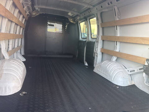 2023 Chevrolet Express 2500