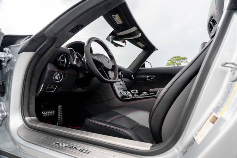 2013 Mercedes-Benz SLS AMG GT