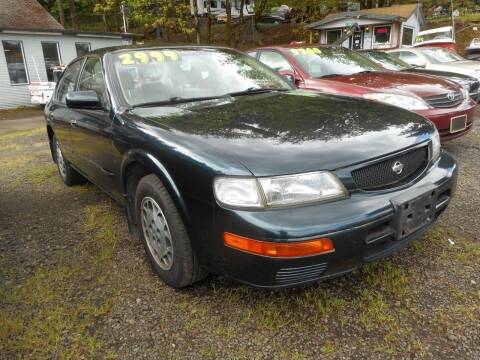1995 Nissan Maxima for sale at Peggy's Classic Cars in Oregon City OR