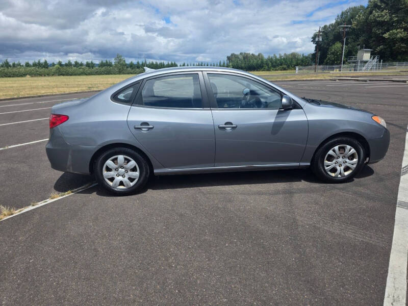2010 Hyundai Elantra Blue