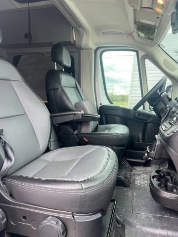 2023 Winnebago Solis 59PX