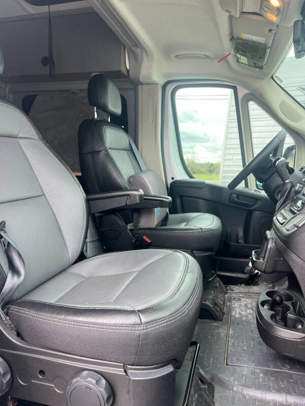 2023 Winnebago Solis 59PX