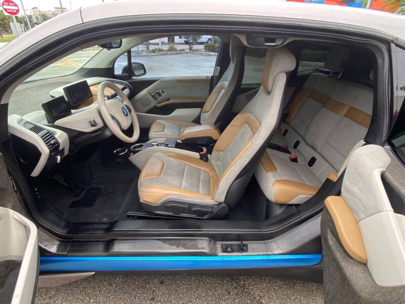 2014 BMW i3 Base photo 21