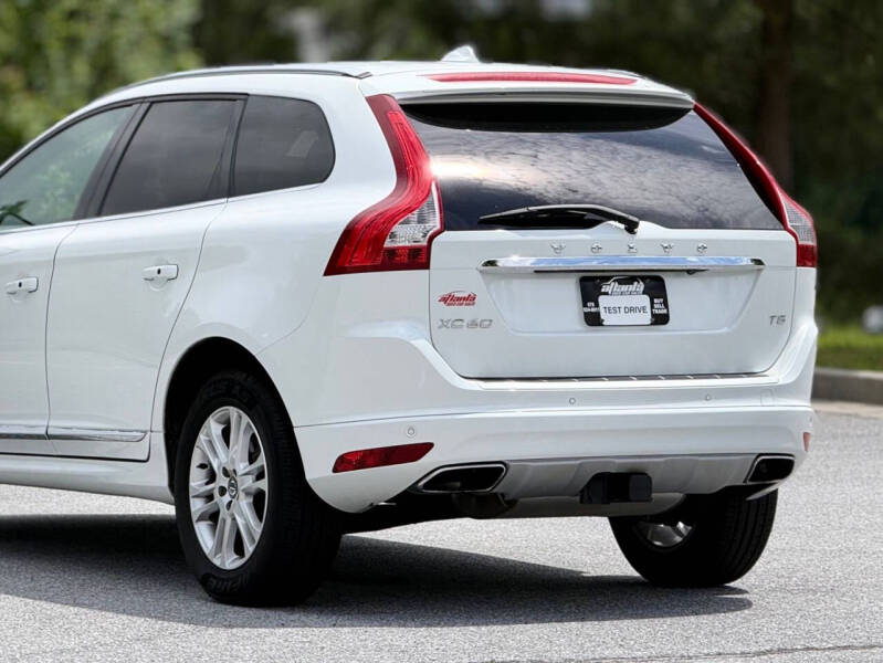 2016 Volvo XC60 T5 Drive-E Premier