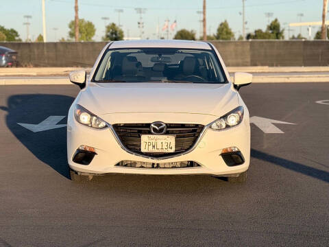 2016 Mazda MAZDA3 i Sport