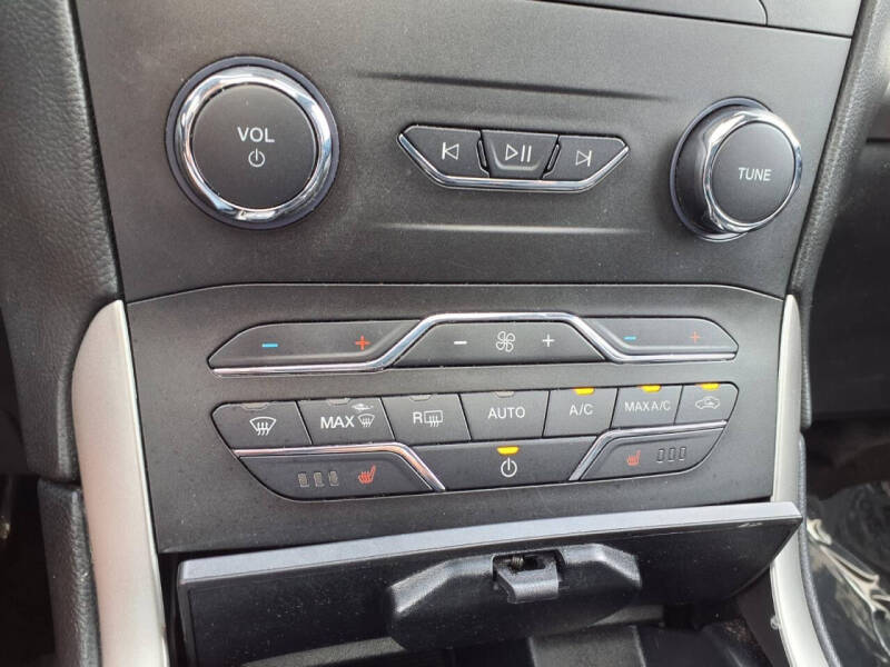 2019 Ford Edge SEL