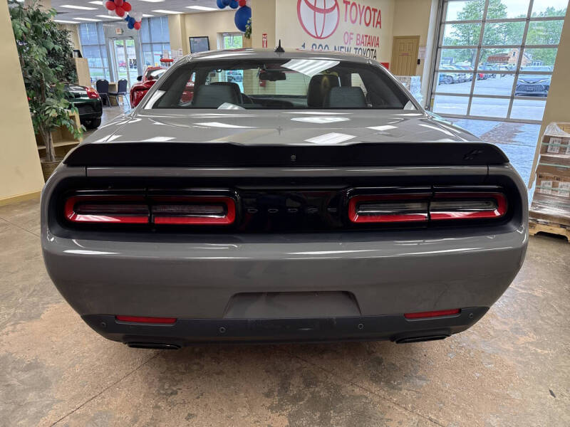 2023 Dodge Challenger SXT