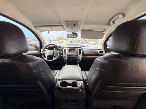 2019 Nissan Titan SV