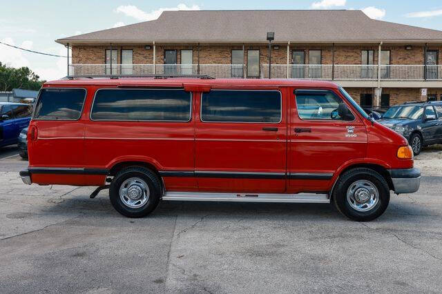 2000 Dodge Ram Van 3500 Maxi