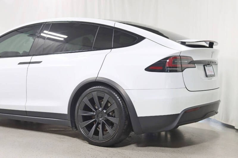 2023 Tesla Model X Standard Range