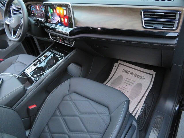 2024 Volkswagen Atlas SE