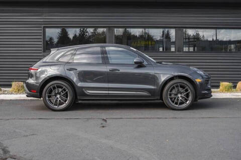 2023 Porsche Macan T