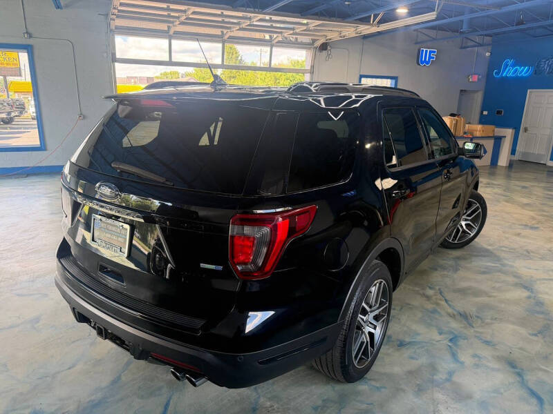 2018 Ford Explorer Sport