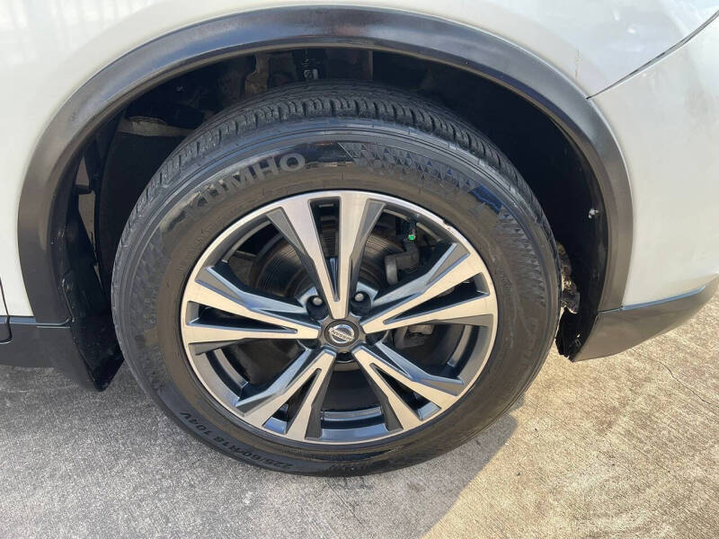 2019 Nissan Rogue SV