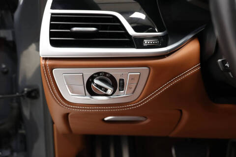 2022 BMW 7 Series M760i xDrive