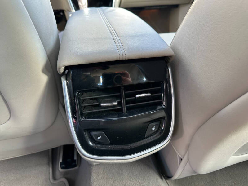 2015 Cadillac XTS Luxury