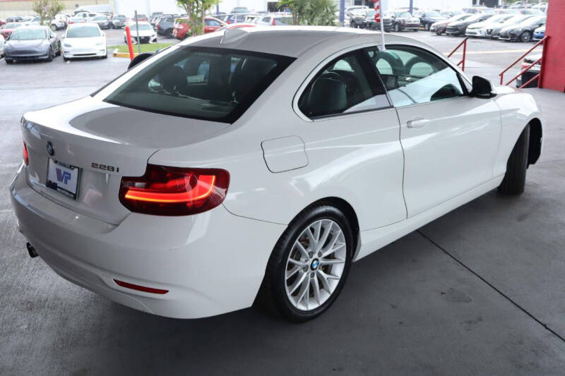 2015 BMW 2 Series 228i