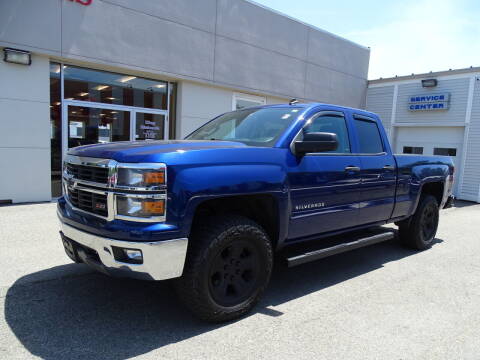 2014 Chevrolet Silverado 1500 for sale at KING RICHARDS AUTO CENTER in East Providence RI