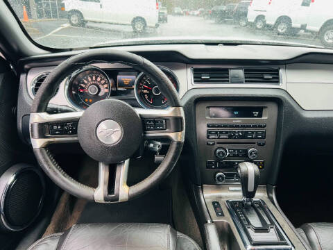 2014 Ford Mustang V6 Premium