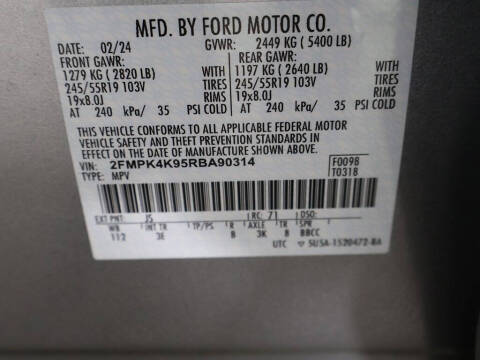 2024 Ford Edge Titanium