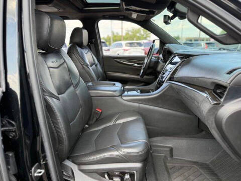2020 Cadillac Escalade Platinum