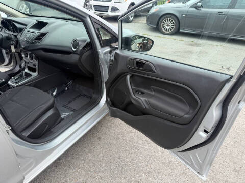2018 Ford Fiesta SE