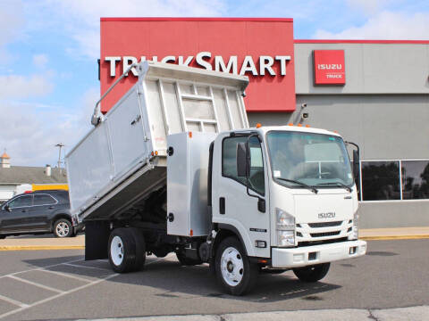 2022 Isuzu NRR for sale at Trucksmart Isuzu in Morrisville PA