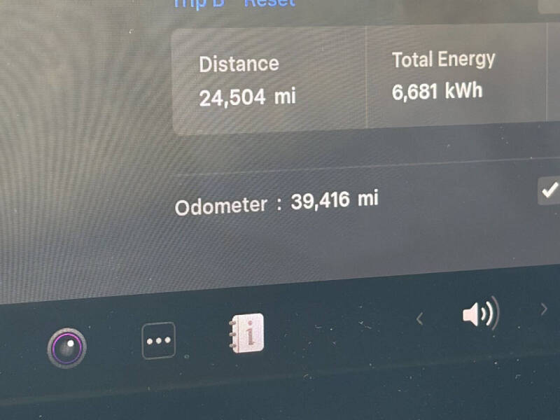 2019 Tesla Model 3 Standard Range Plus