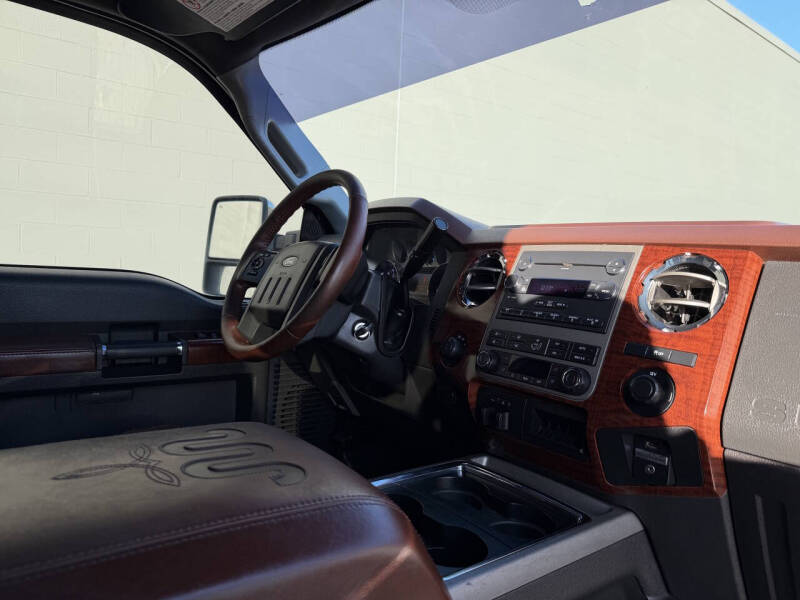 2012 Ford F-350 Super Duty King Ranch
