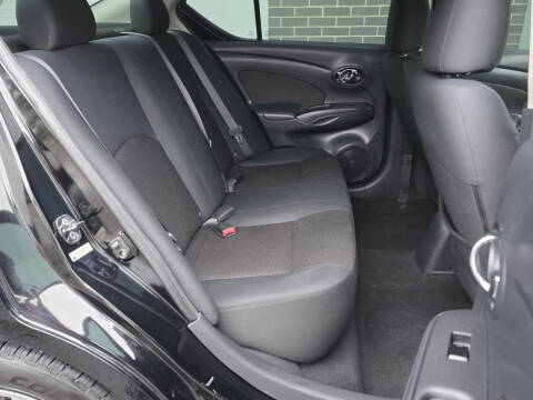 2013 Nissan Versa 1.6 SV